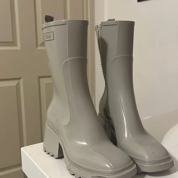 Chloe Betty Rain Boot - Picture 1 of 6